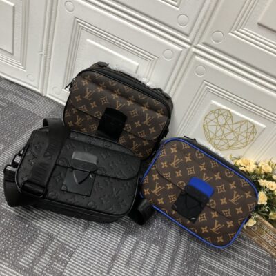 Replica Louis Vuitton S Lock Messenger M45863